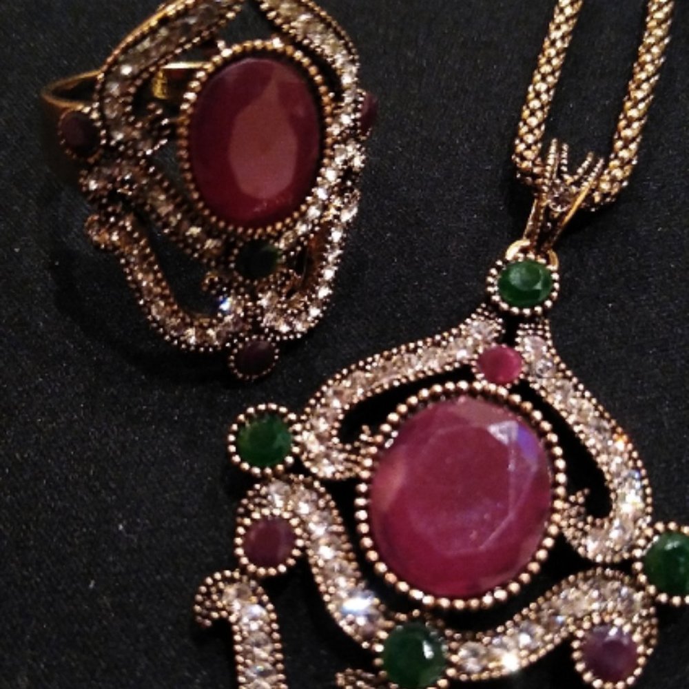 Turkish Jewelry Set - Picture 6 of 6